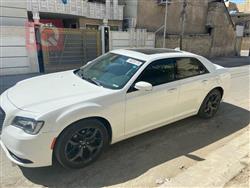 کرایسلەر 300